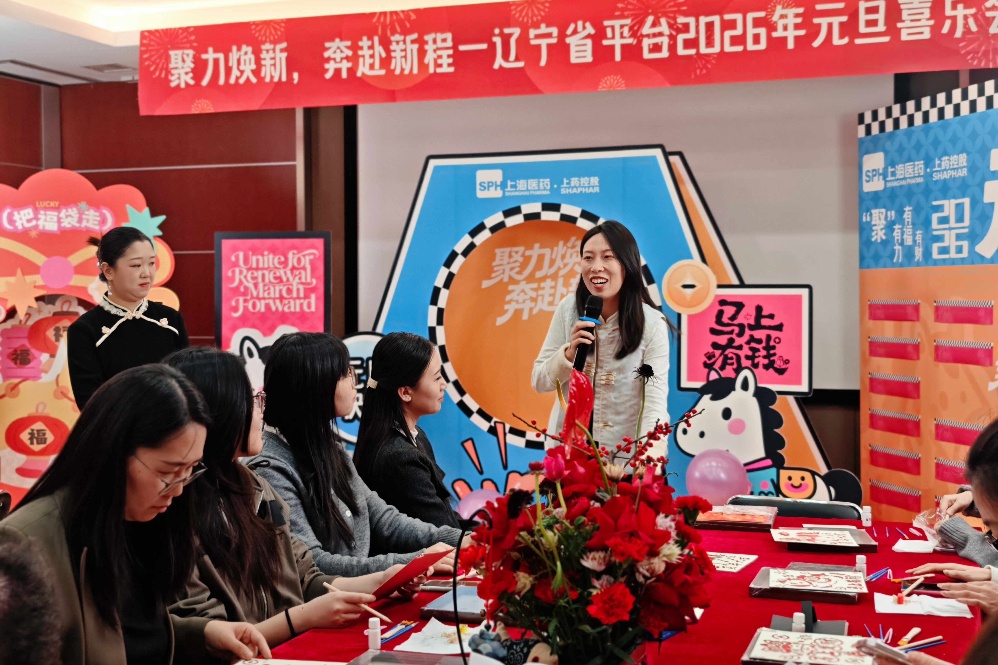 81b90359567d449cfd15a0e70f97a637